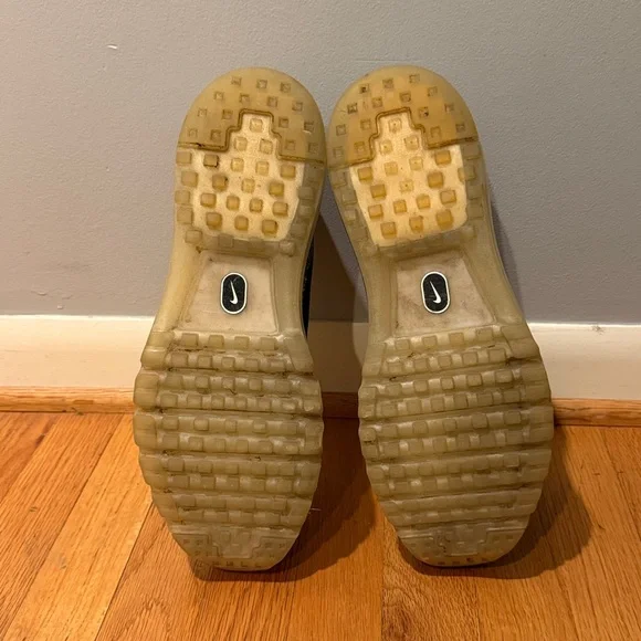 Nike Flyknit Air Max Oreo - Picture 3 of 4